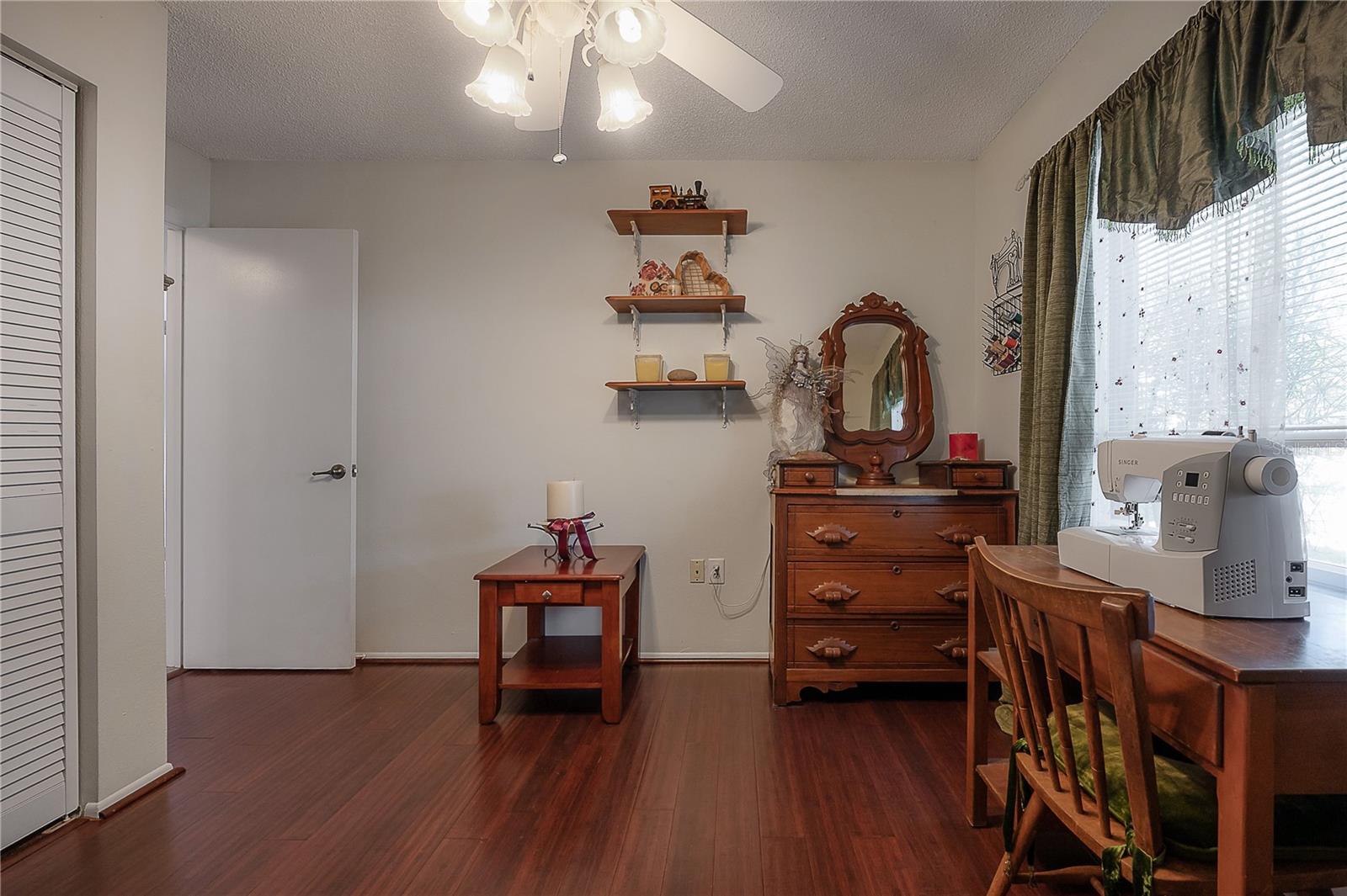 Image 19 of 47 For 6809 Sandwater Trail N