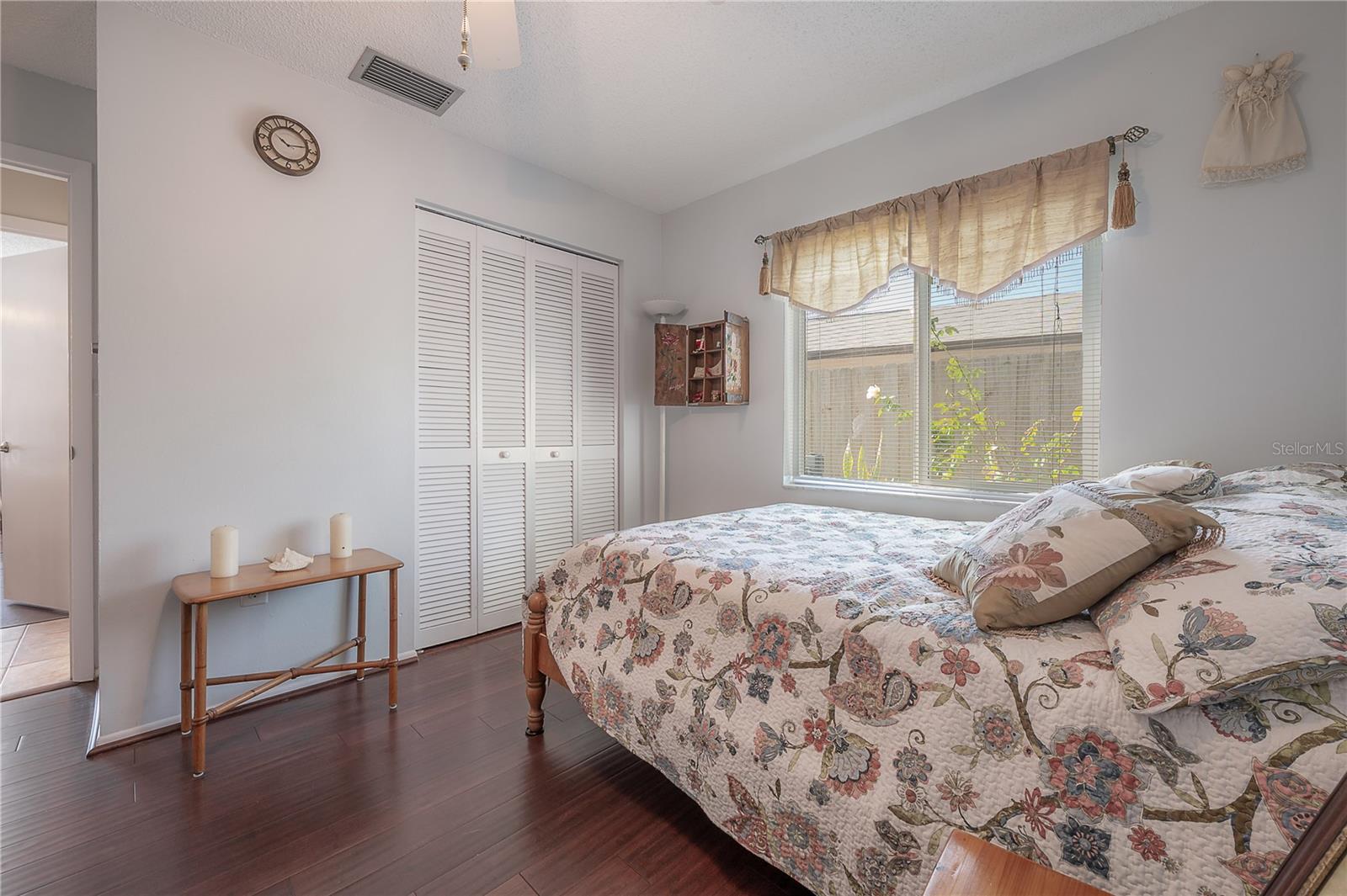 Image 22 of 47 For 6809 Sandwater Trail N