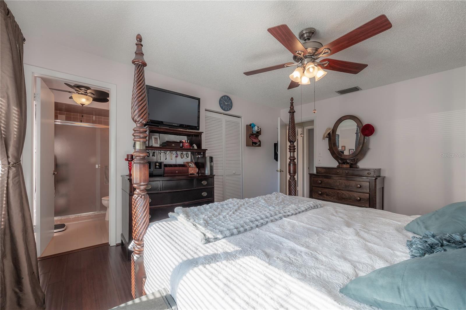 Image 27 of 47 For 6809 Sandwater Trail N