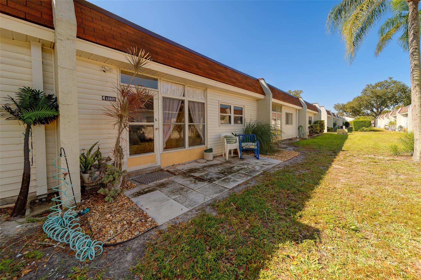 Image 28 of 53 For 13827 Mission Oaks Boulevard