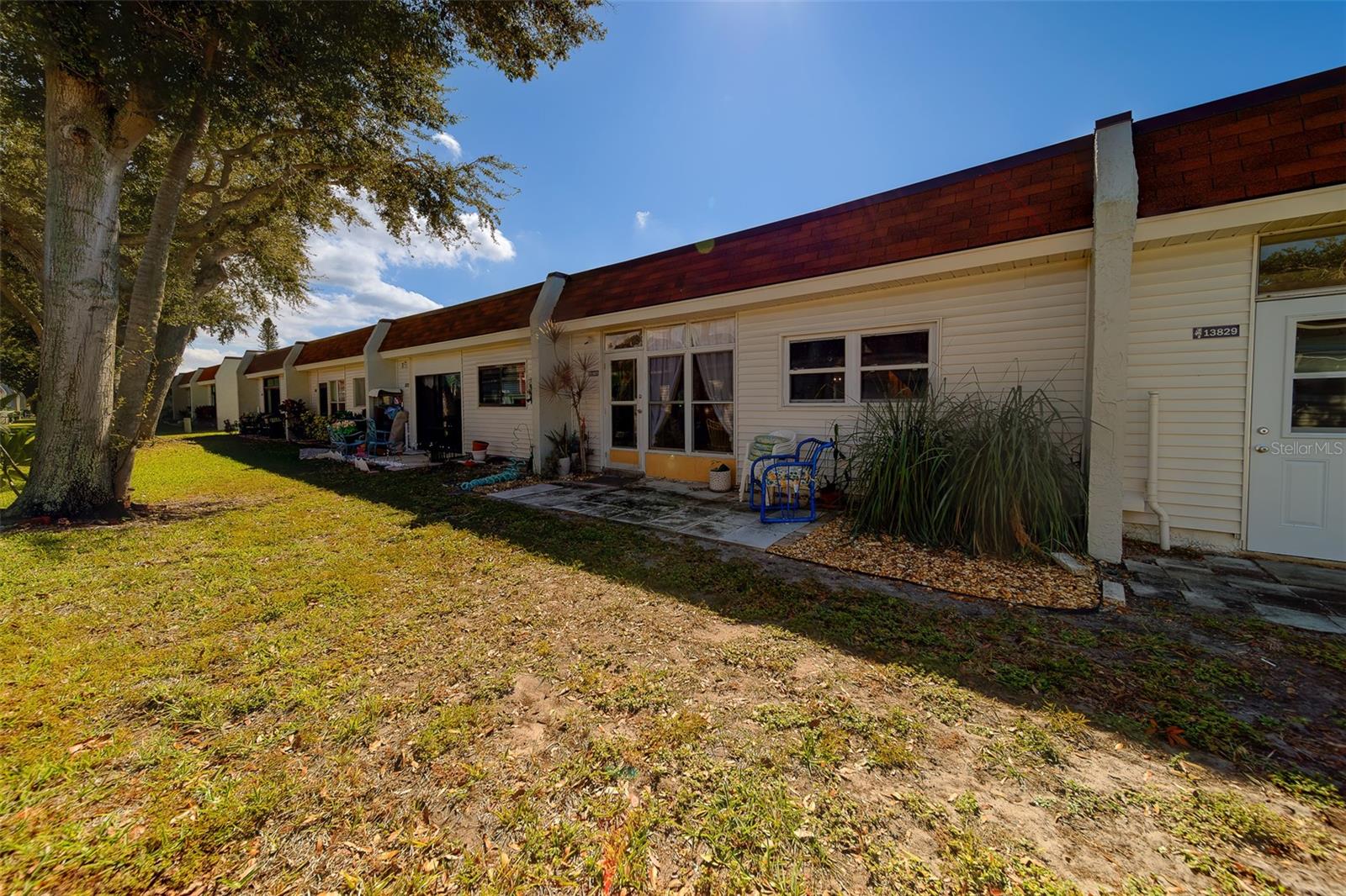 Image 30 of 53 For 13827 Mission Oaks Boulevard