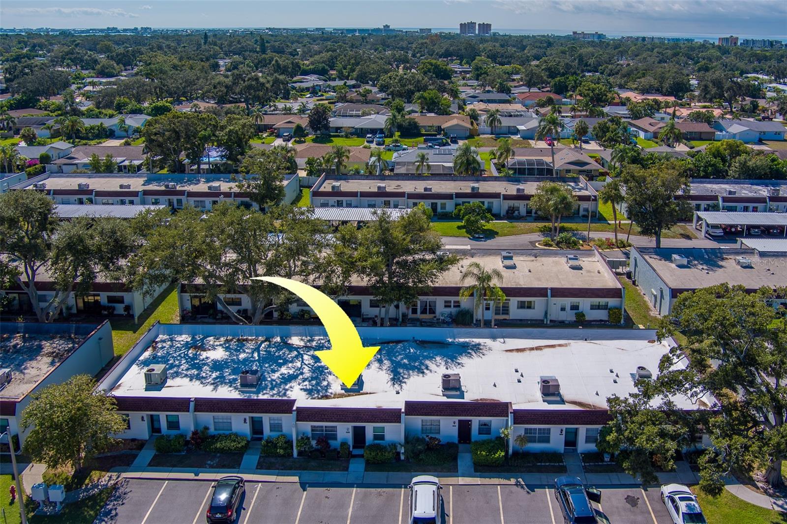 Image 47 of 53 For 13827 Mission Oaks Boulevard