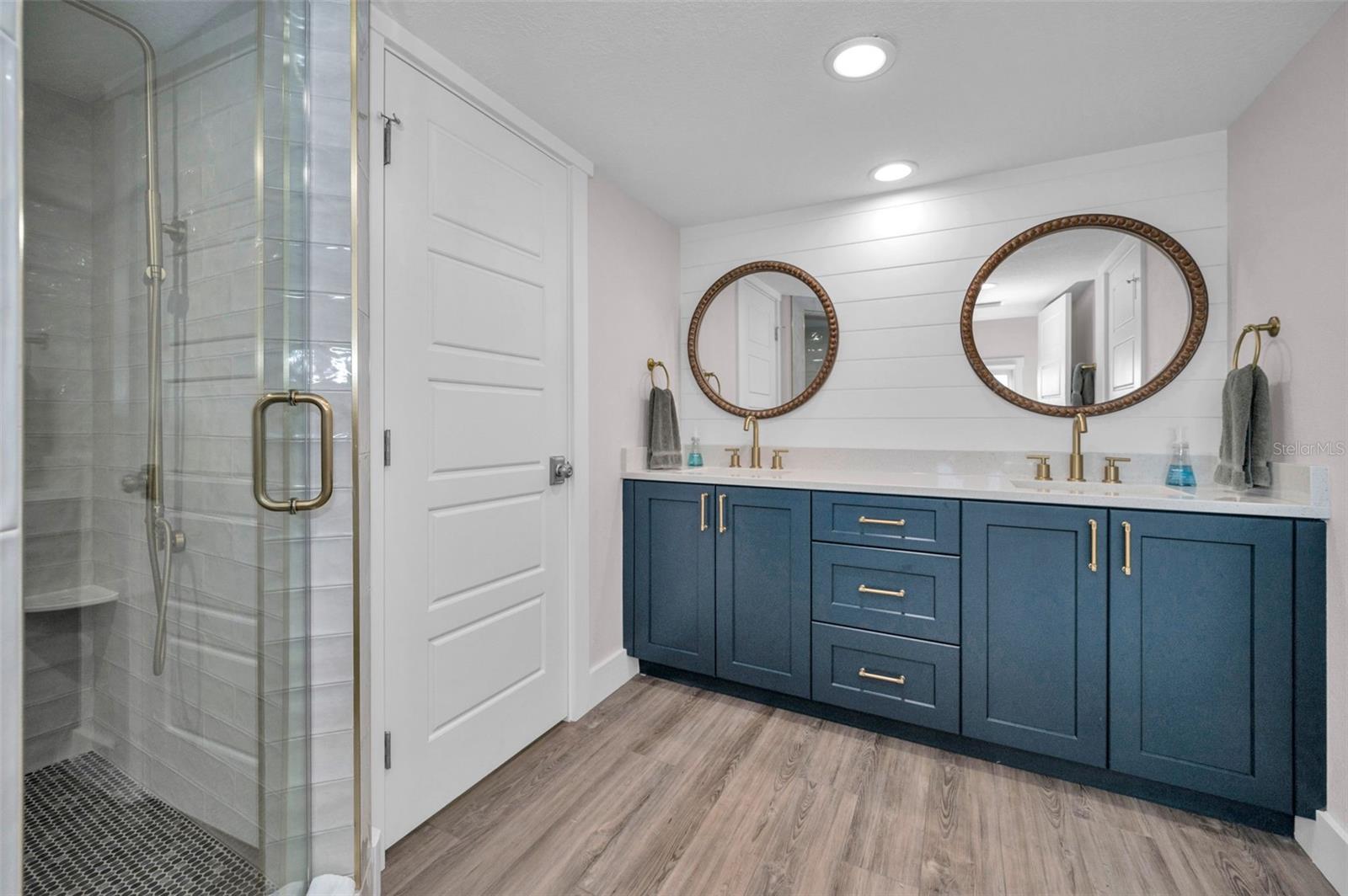 Image 18 of 39 For 106 20th Avenue