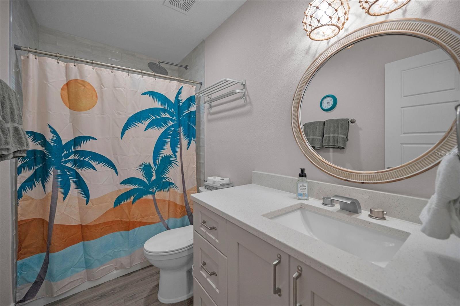 Image 21 of 39 For 106 20th Avenue