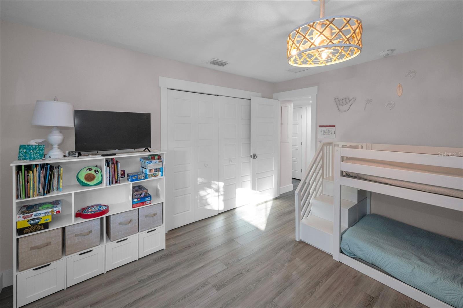 Image 28 of 39 For 106 20th Avenue