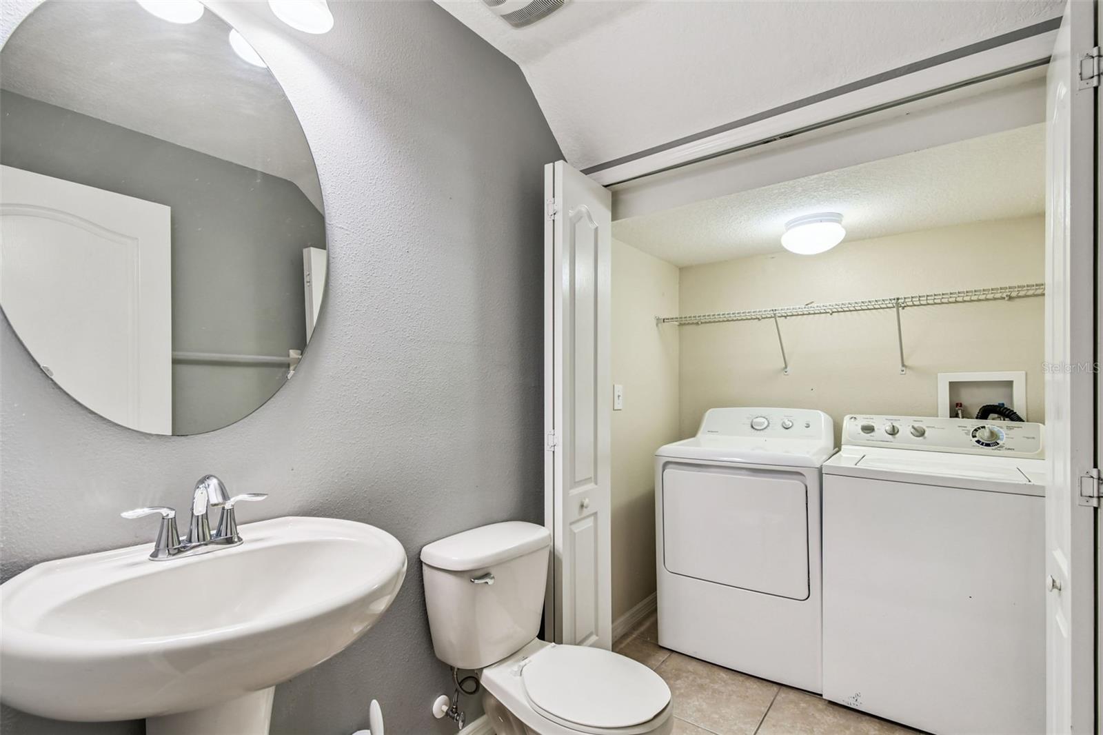 Image 21 of 28 For 37669 Aaralyn Road