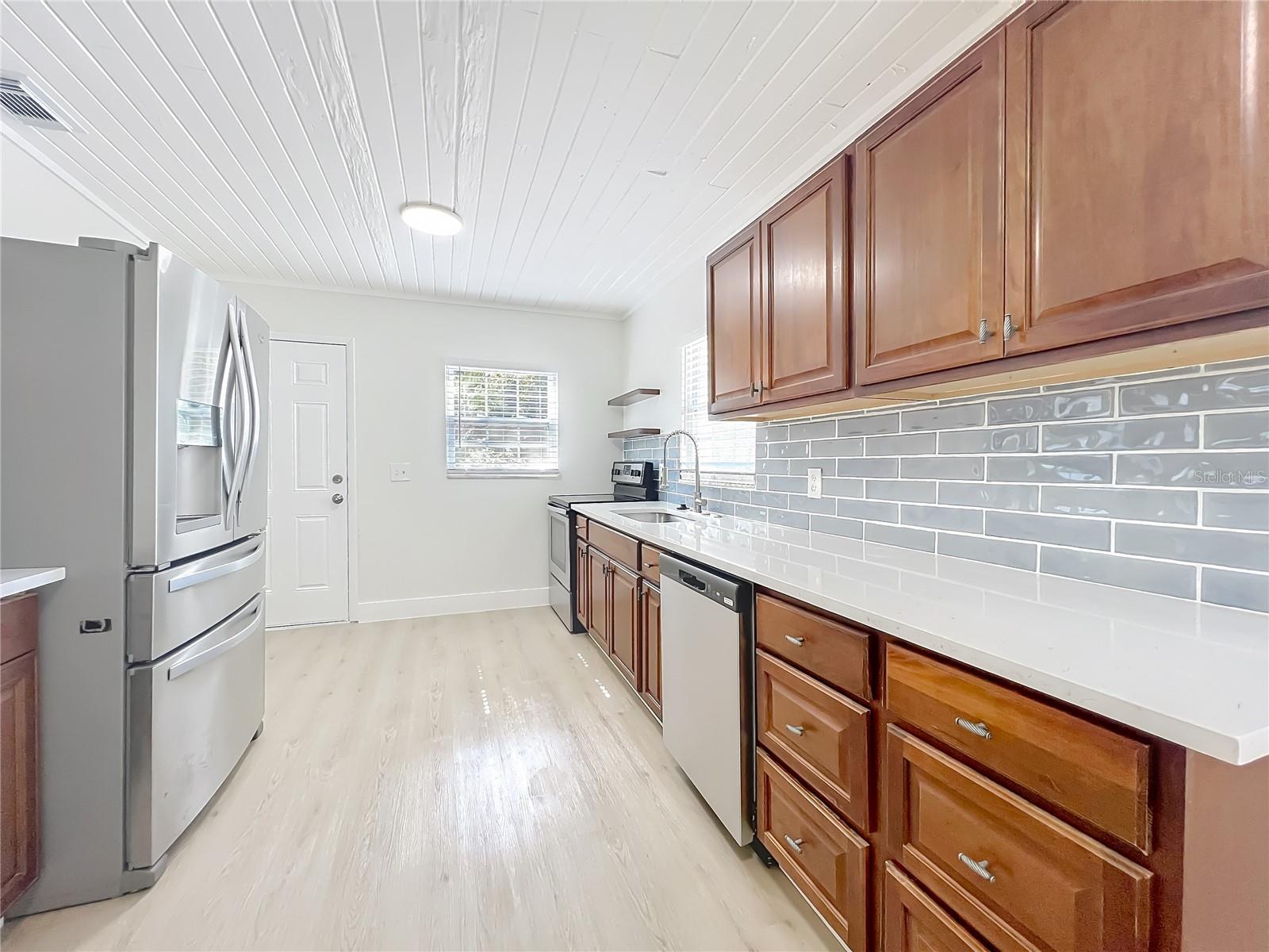 Image 13 of 29 For 3910 Orange Avenue