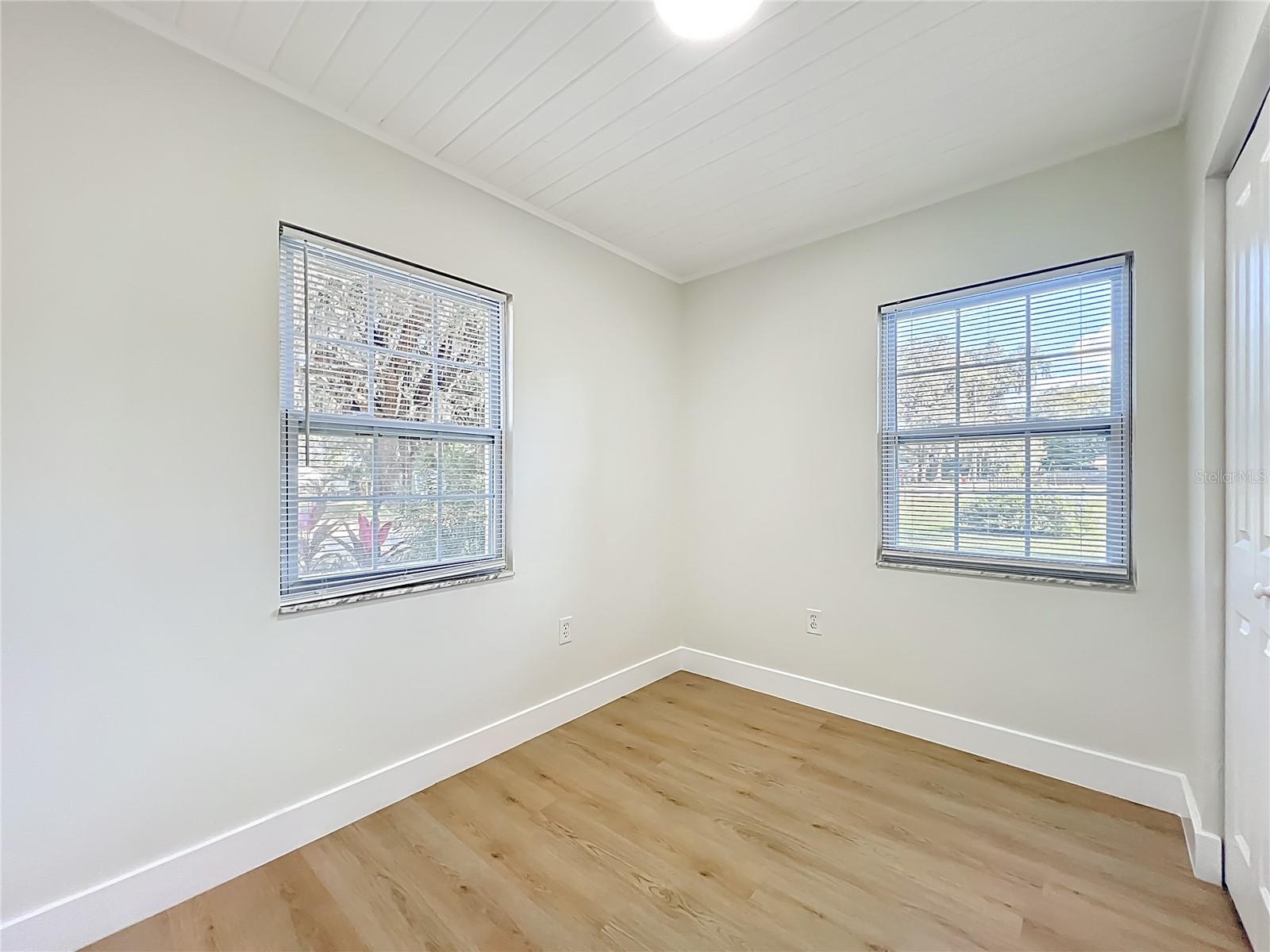 Image 17 of 29 For 3910 Orange Avenue