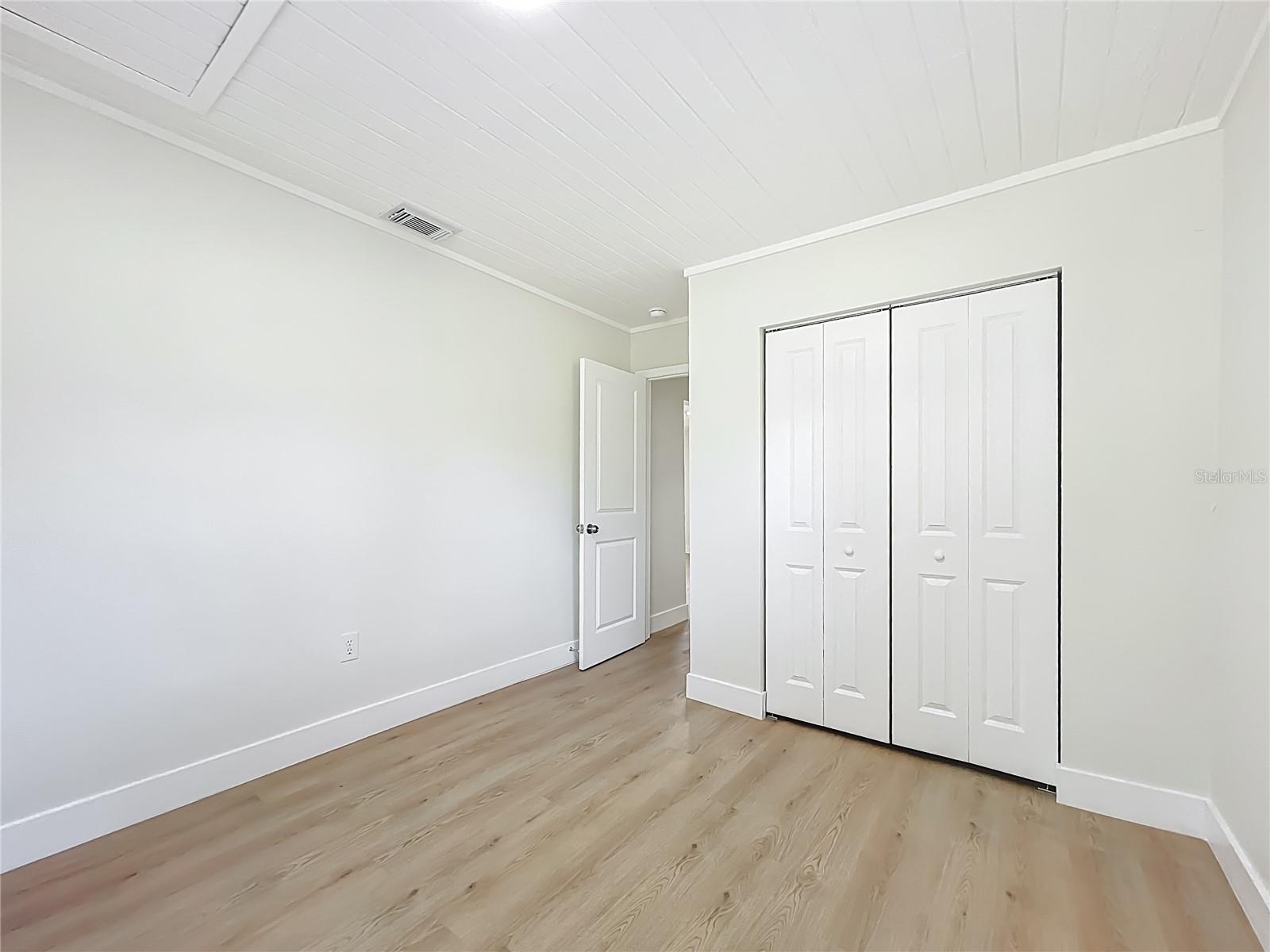 Image 22 of 29 For 3910 Orange Avenue