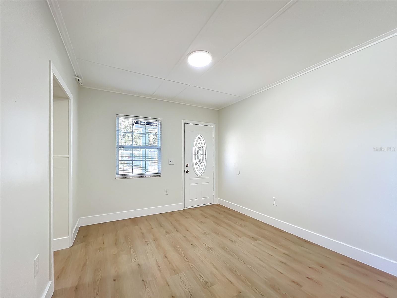 Image 9 of 29 For 3910 Orange Avenue