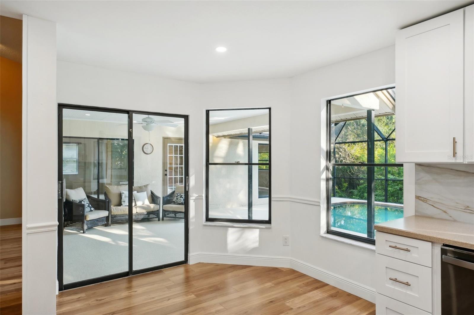 Image 13 of 44 For 2990 Longbrooke Way