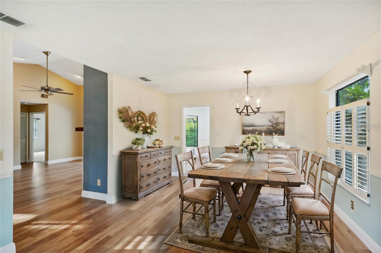 Image 15 of 44 For 2990 Longbrooke Way