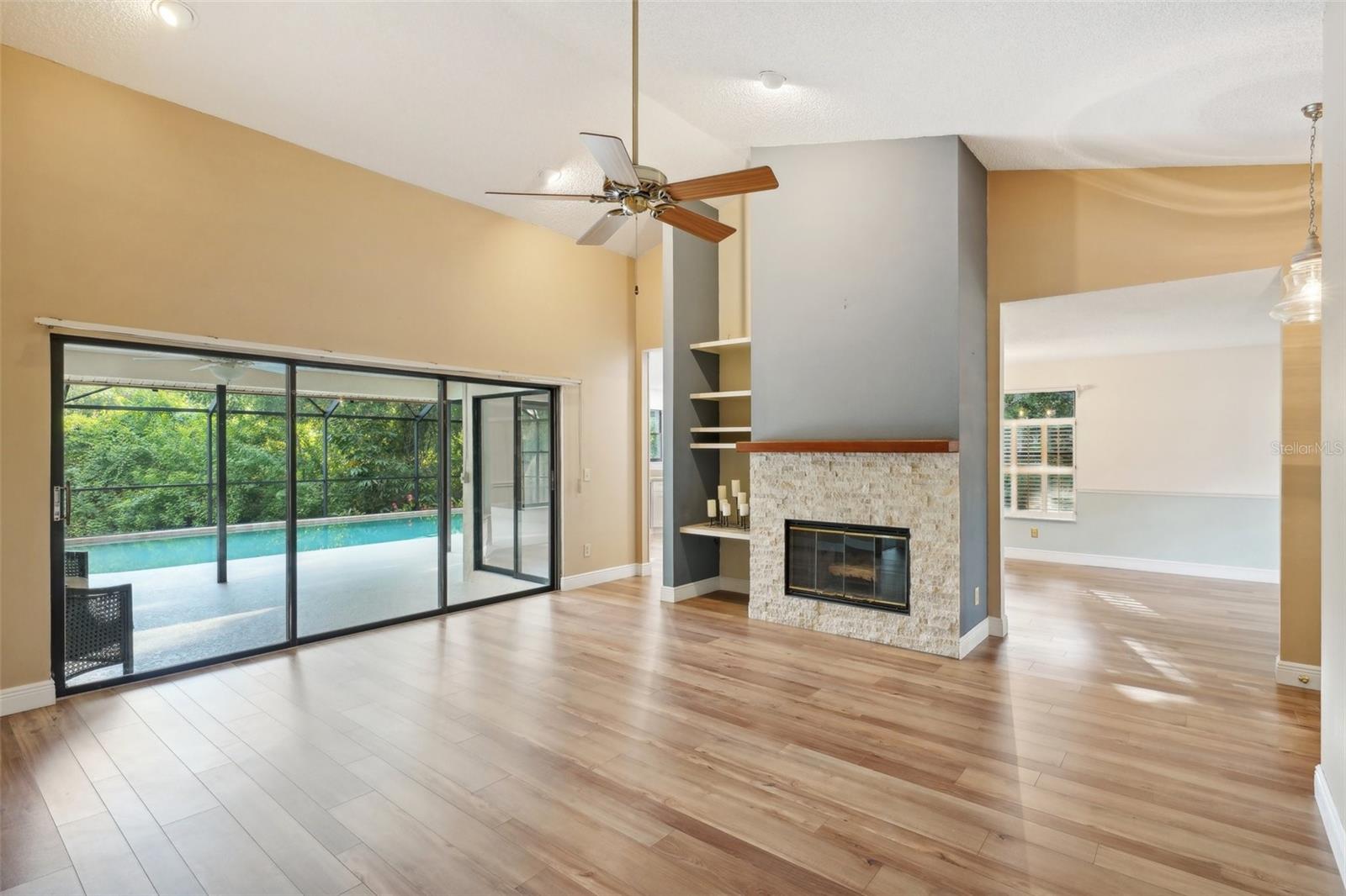 Image 9 of 44 For 2990 Longbrooke Way