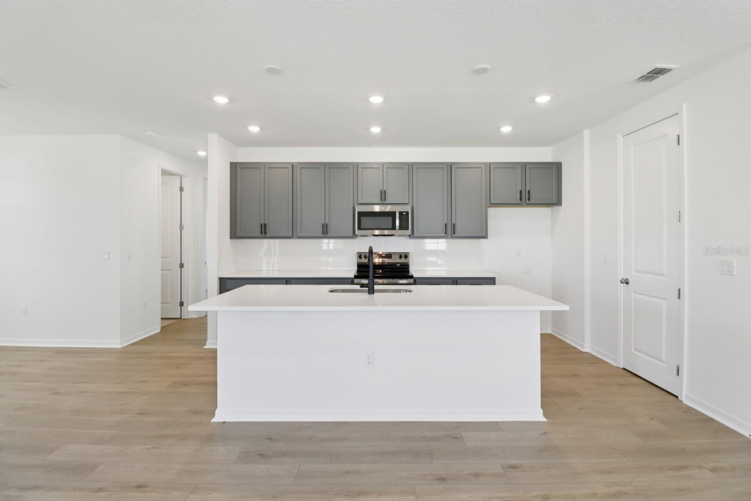 Image 15 of 37 For 30162 Rustic Mill Street