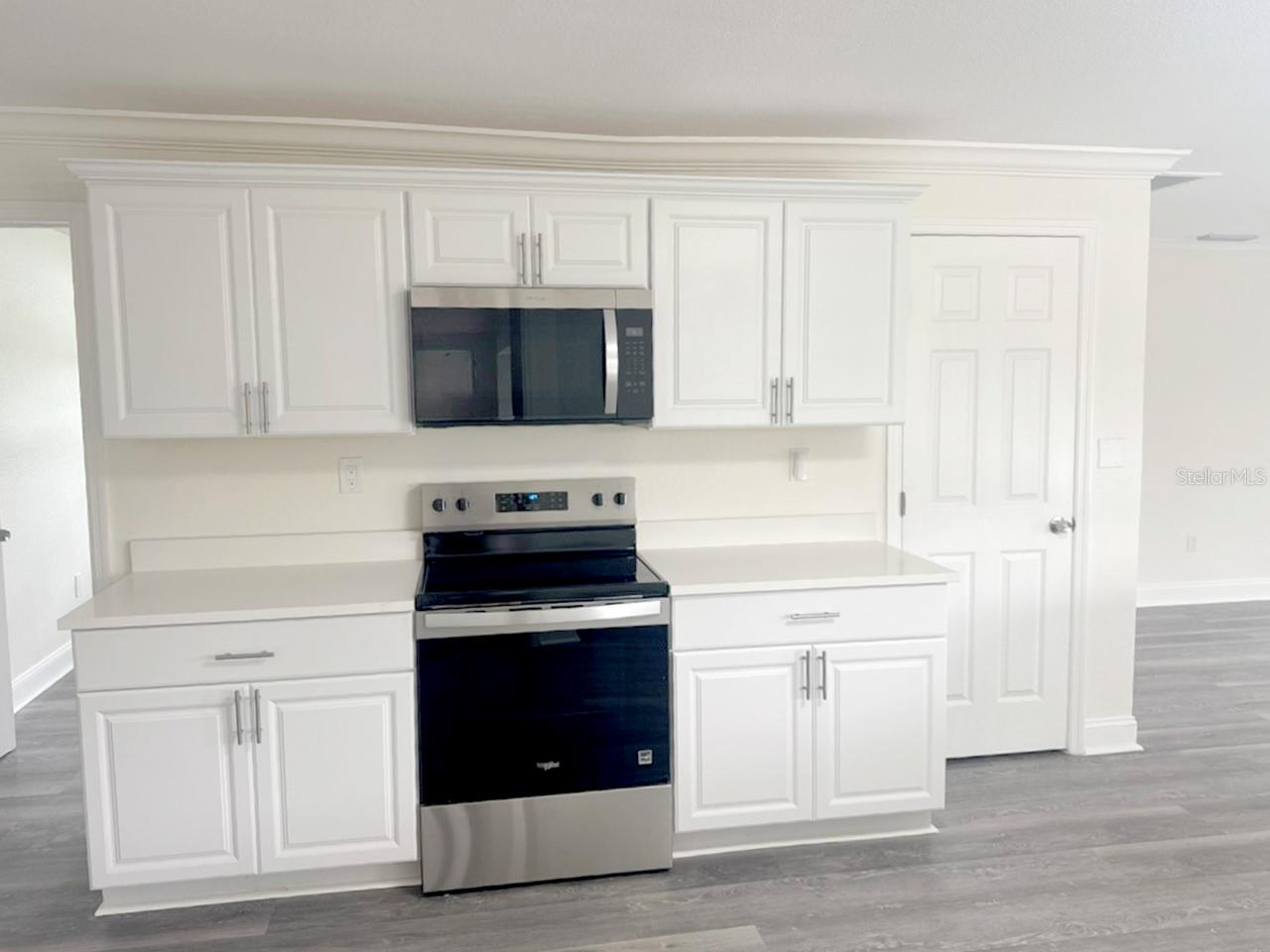 Image 26 of 40 For 7012 Greenbrier Drive