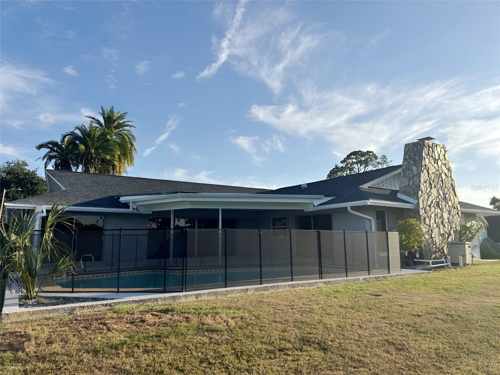 Image 3 of 40 For 7012 Greenbrier Drive