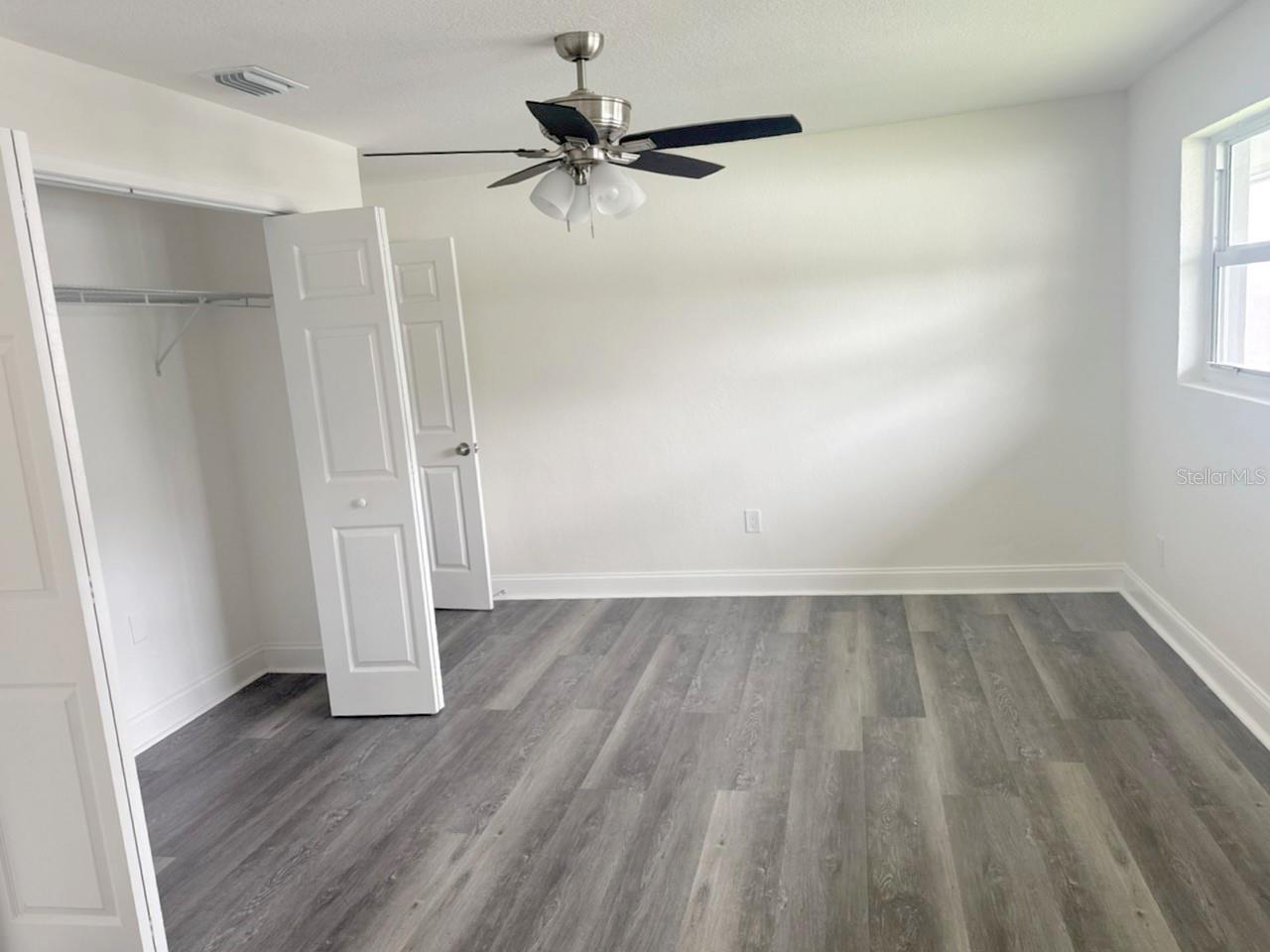 Image 35 of 40 For 7012 Greenbrier Drive