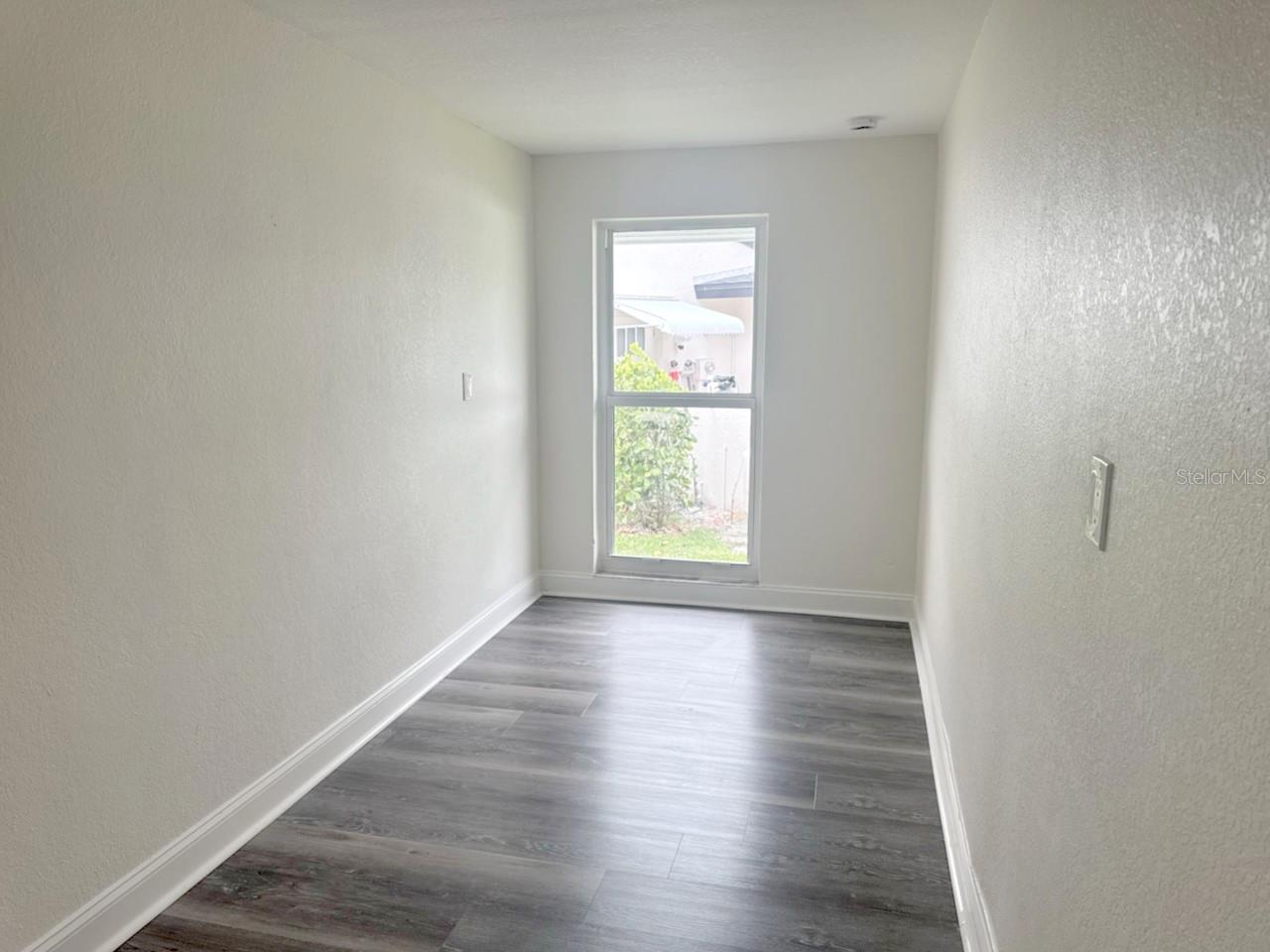 Image 37 of 40 For 7012 Greenbrier Drive