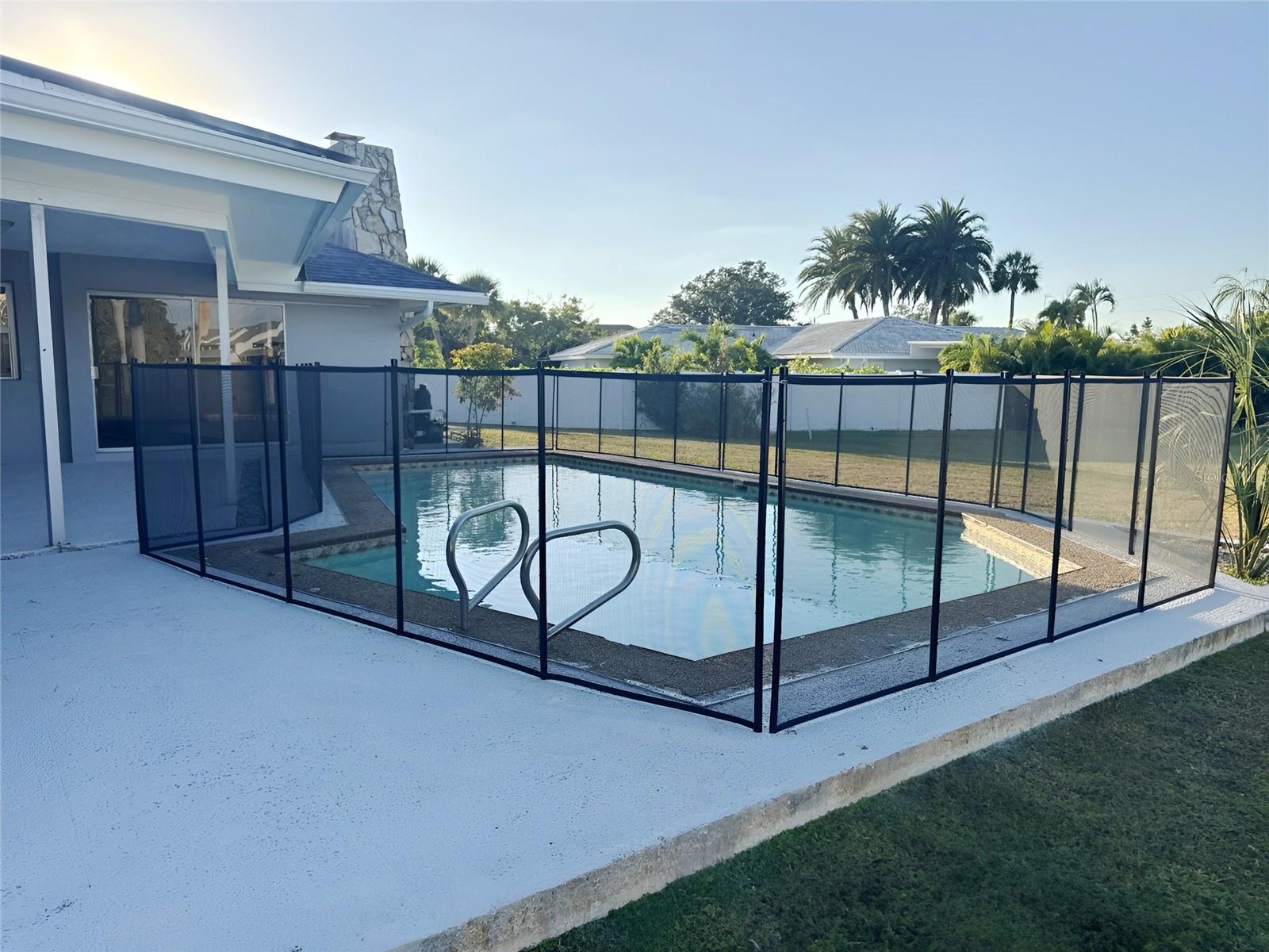 Image 5 of 40 For 7012 Greenbrier Drive