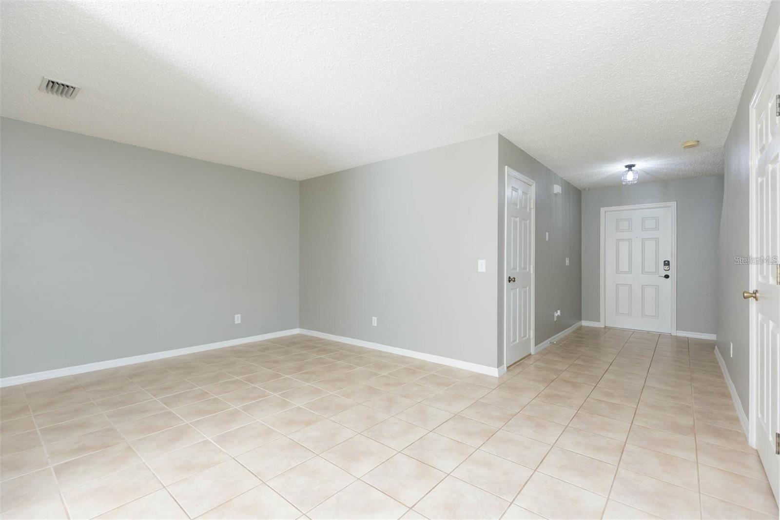 Image 7 of 23 For 4220 Winding River Way