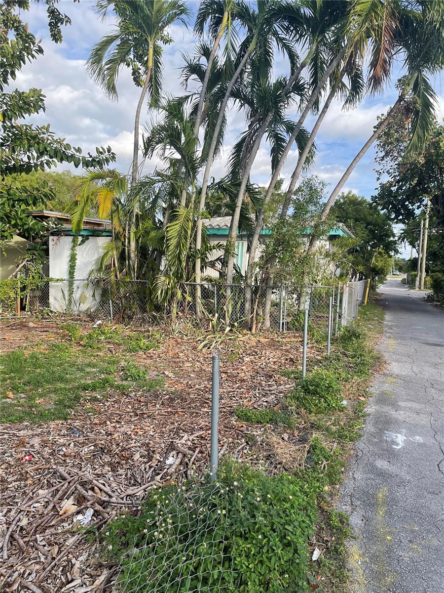 Image 10 of 58 For 1510 70th Street