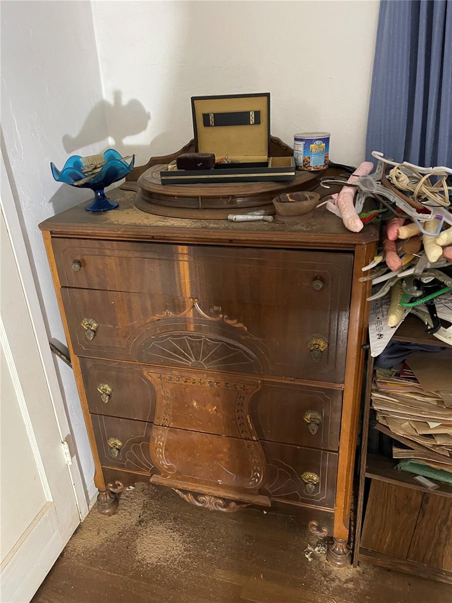 Image 24 of 58 For 1510 70th Street