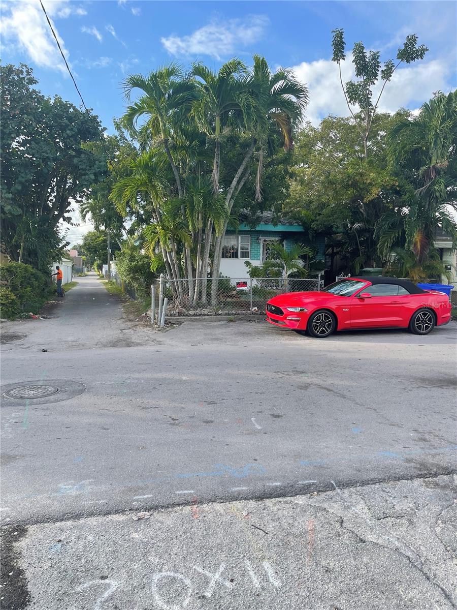 Image 6 of 58 For 1510 70th Street