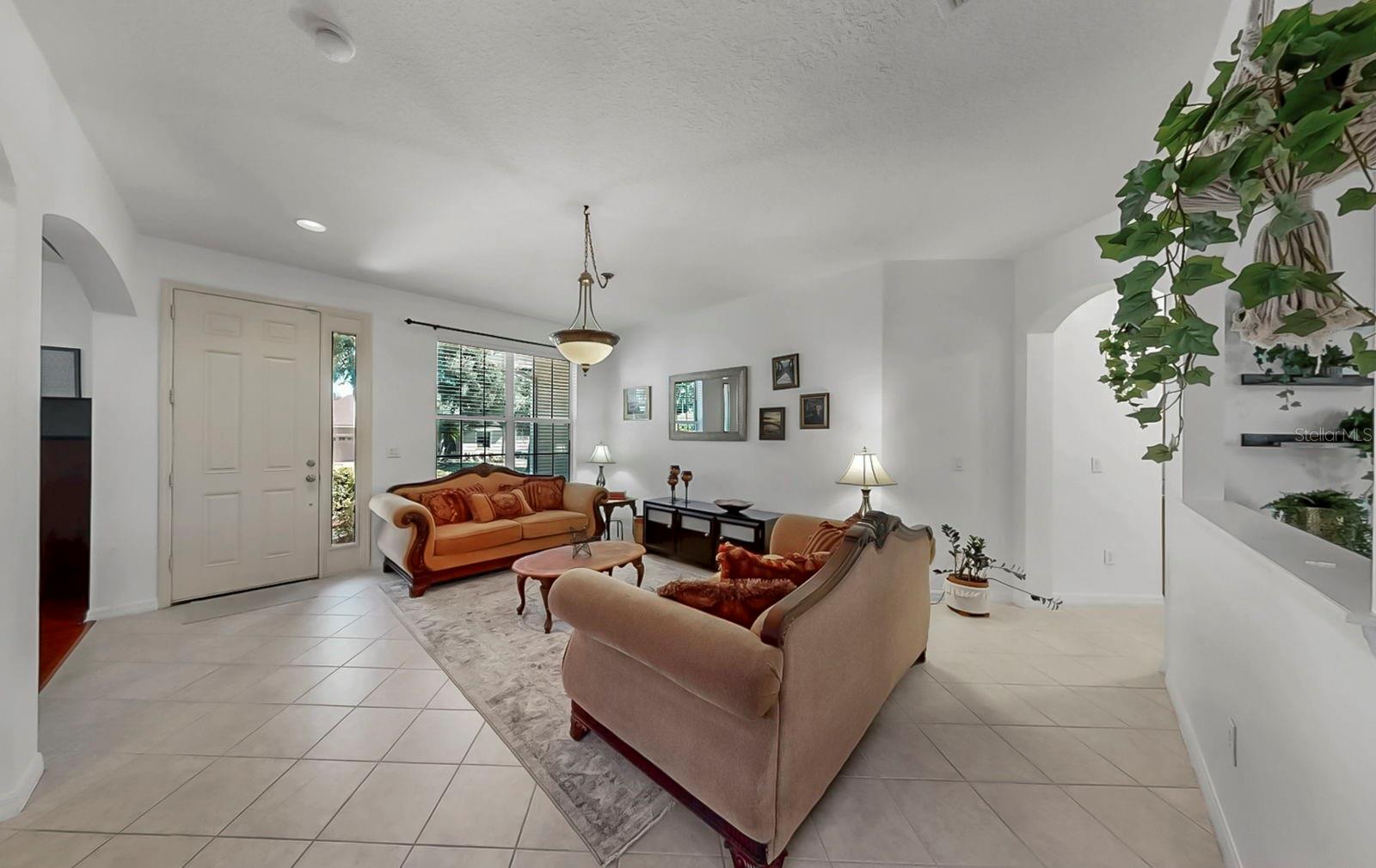 Image 4 of 48 For 614 Cedar Waxwing Drive