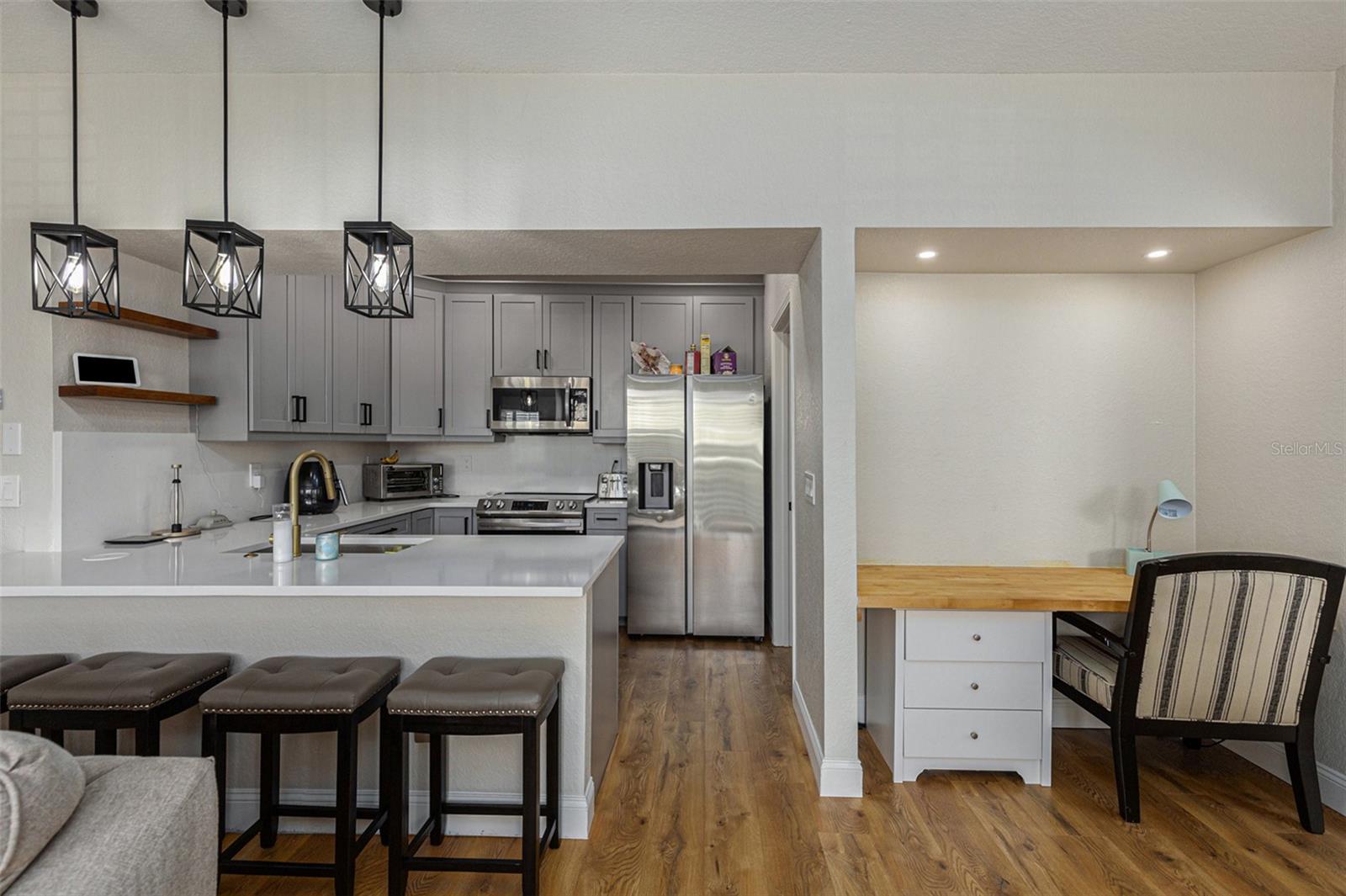 Image 17 of 27 For 5125 Palm Springs Boulevard 9202