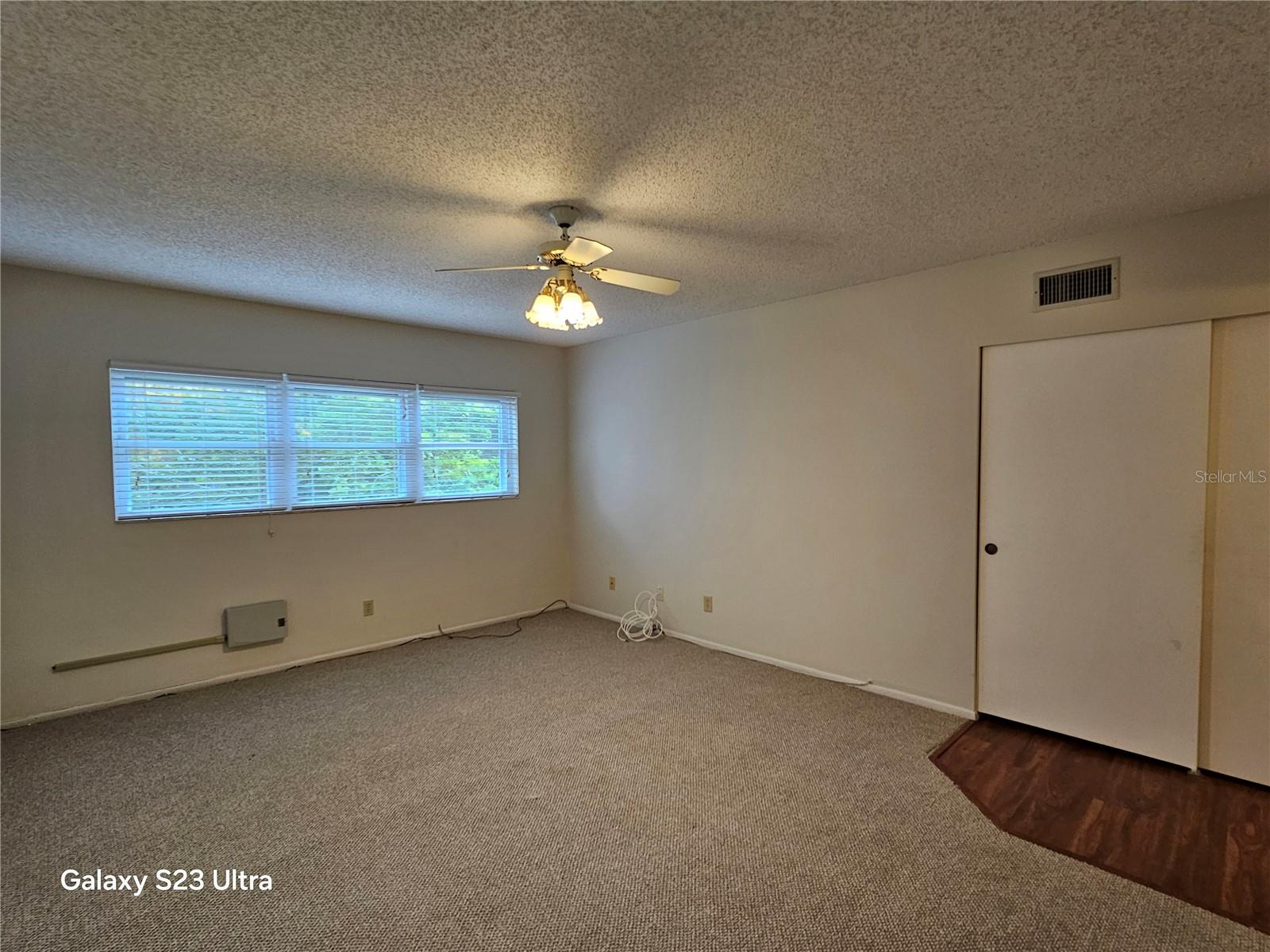 Image 14 of 25 For 2263 Americus Boulevard E 25