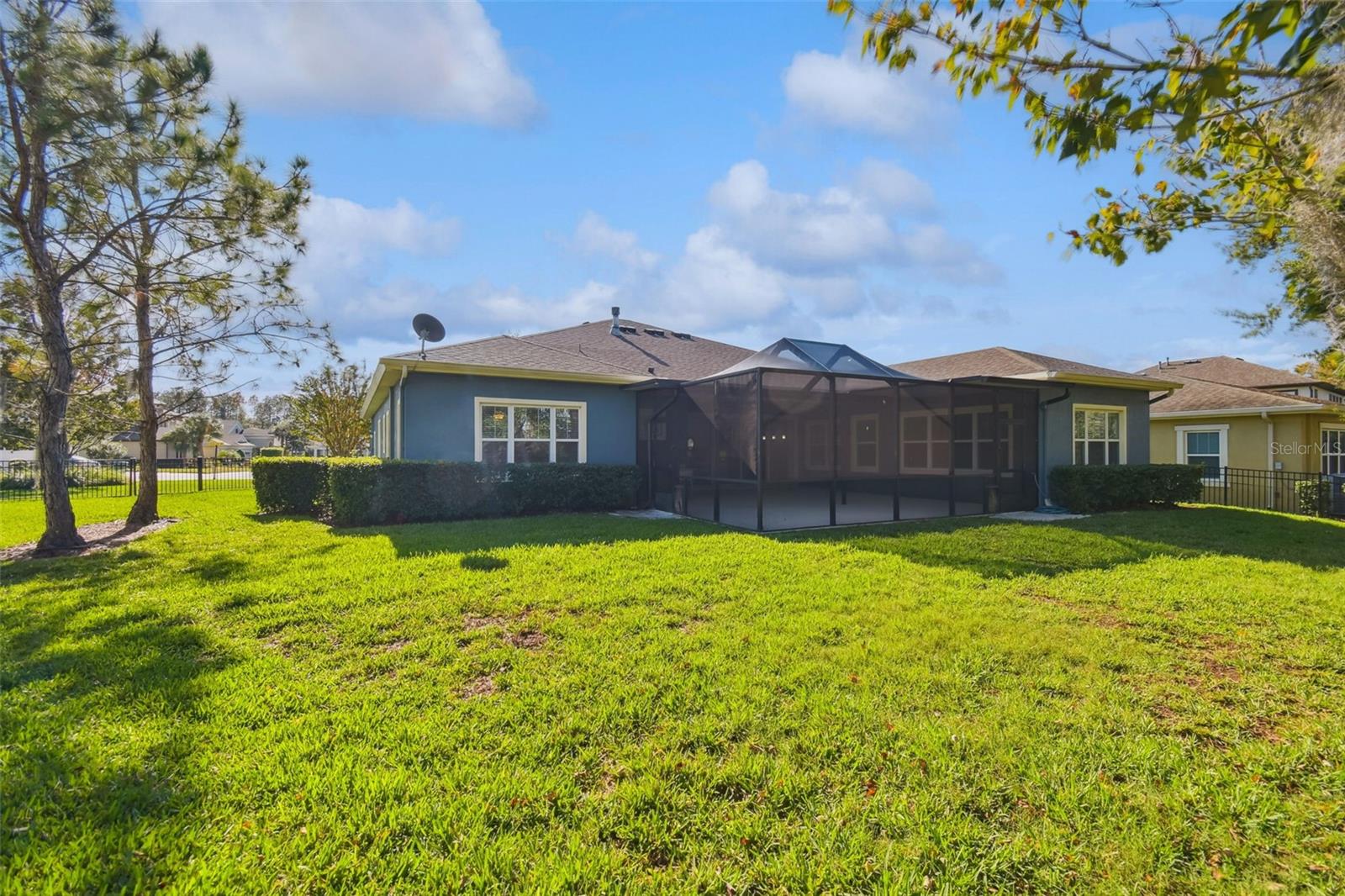 Image 40 of 86 For 19411 Ranchview Court