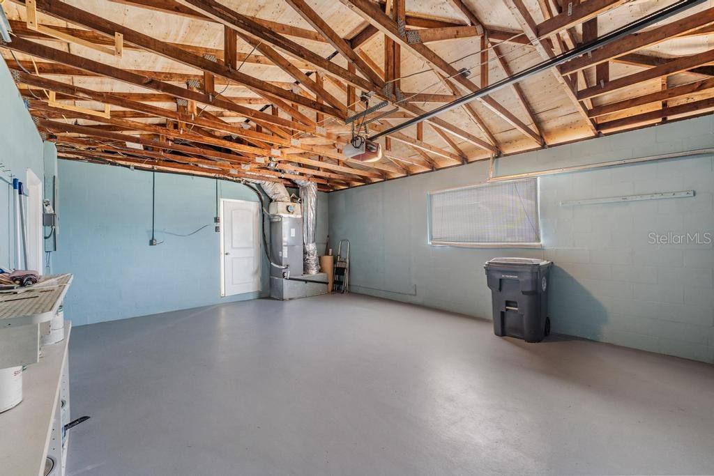 Image 21 of 40 For 11305 5th Street E