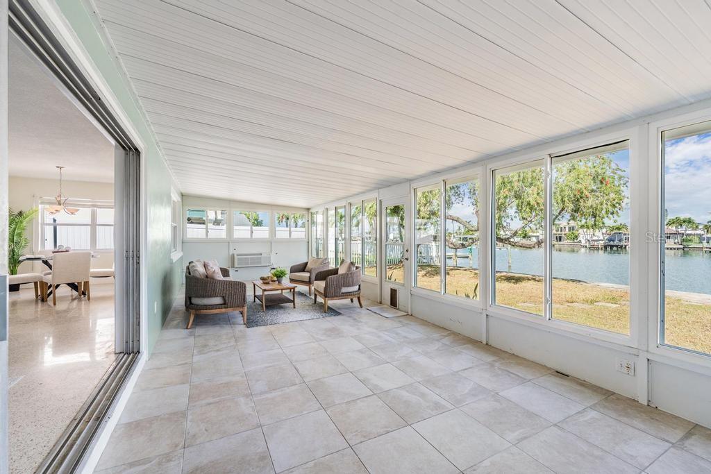 Image 23 of 40 For 11305 5th Street E