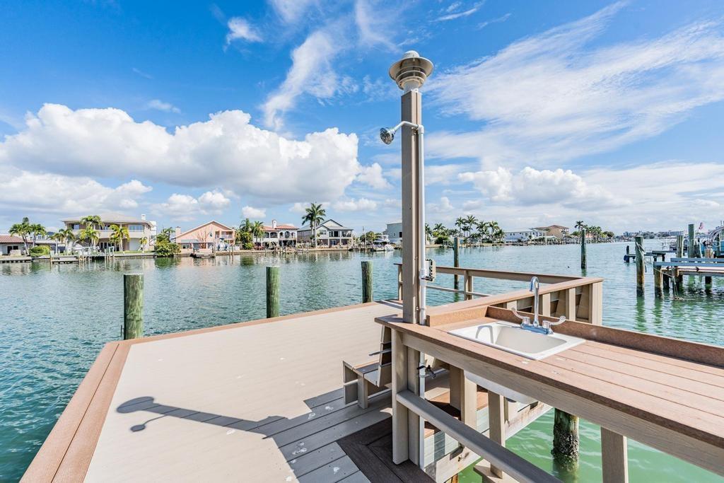 Image 33 of 40 For 11305 5th Street E