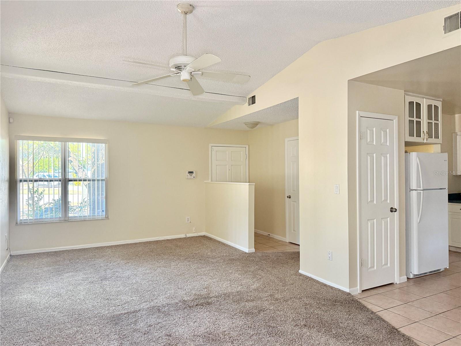 Image 7 of 31 For 5001 Whiteway Drive