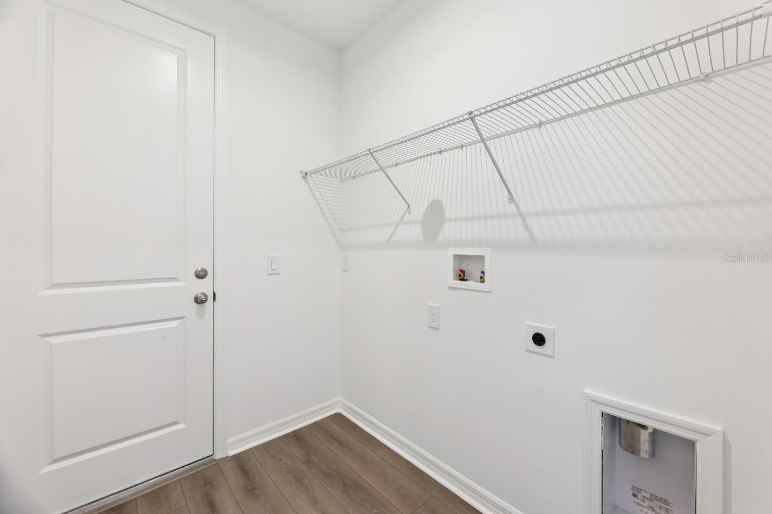 Image 12 of 30 For 2190 Broadbrook Drive