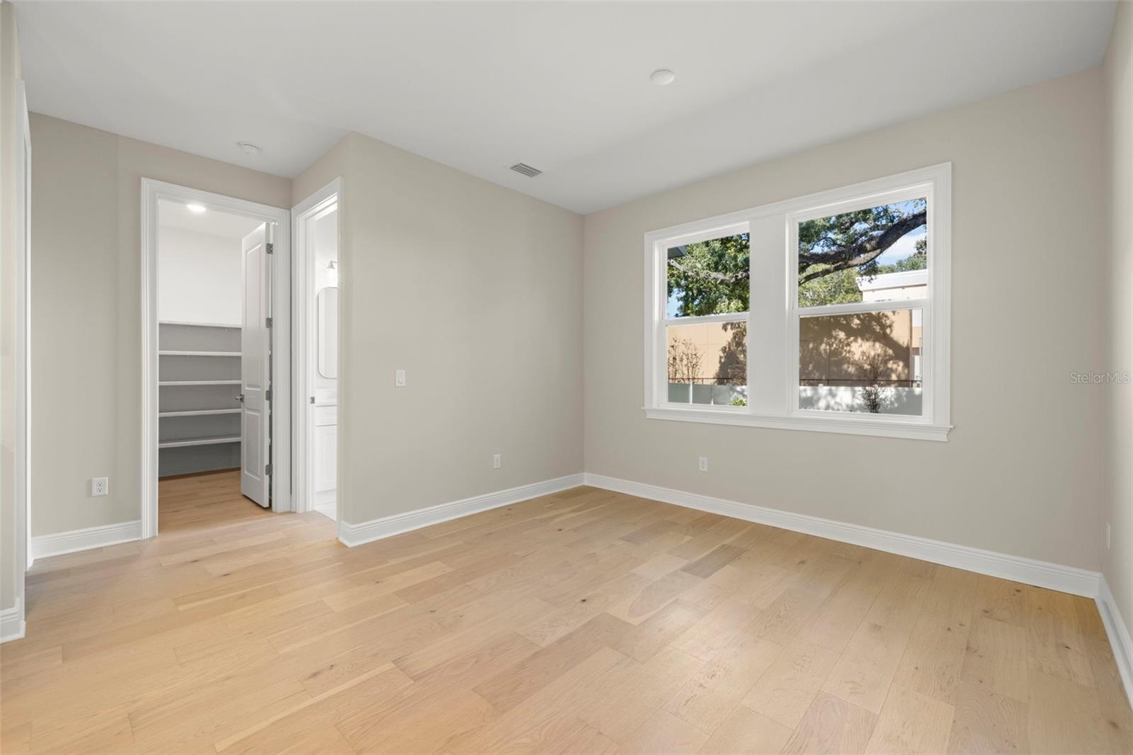 Image 12 of 34 For 4603 San Jose Street