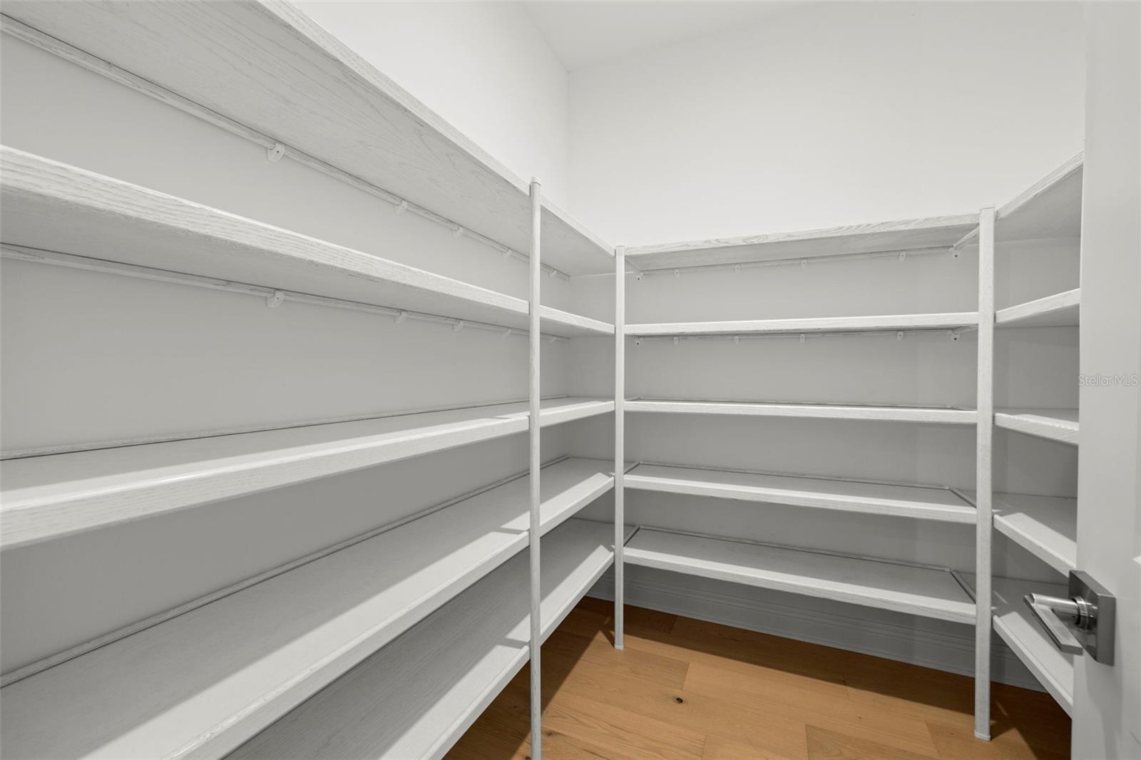 Image 13 of 34 For 4603 San Jose Street