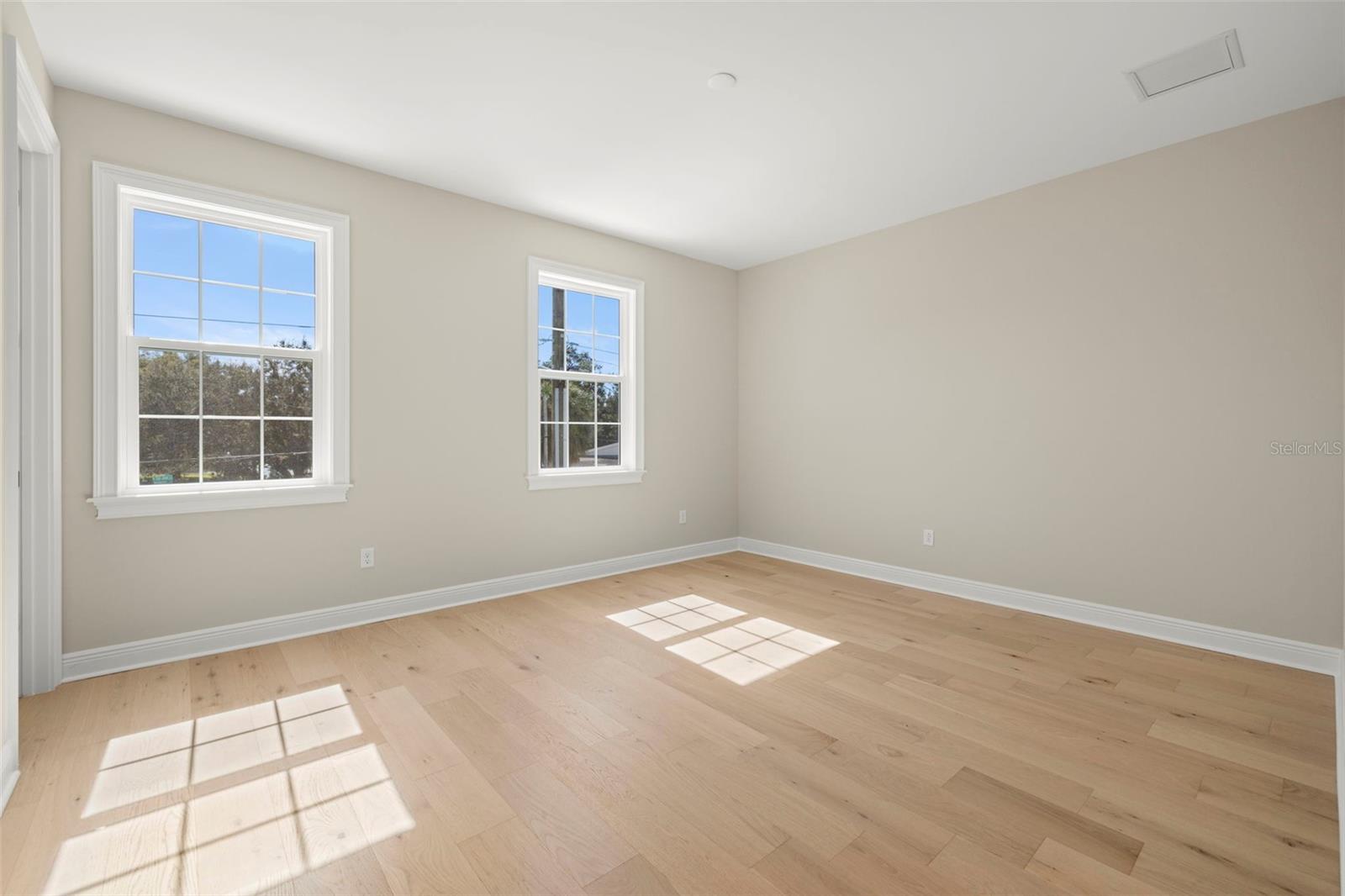 Image 24 of 34 For 4603 San Jose Street