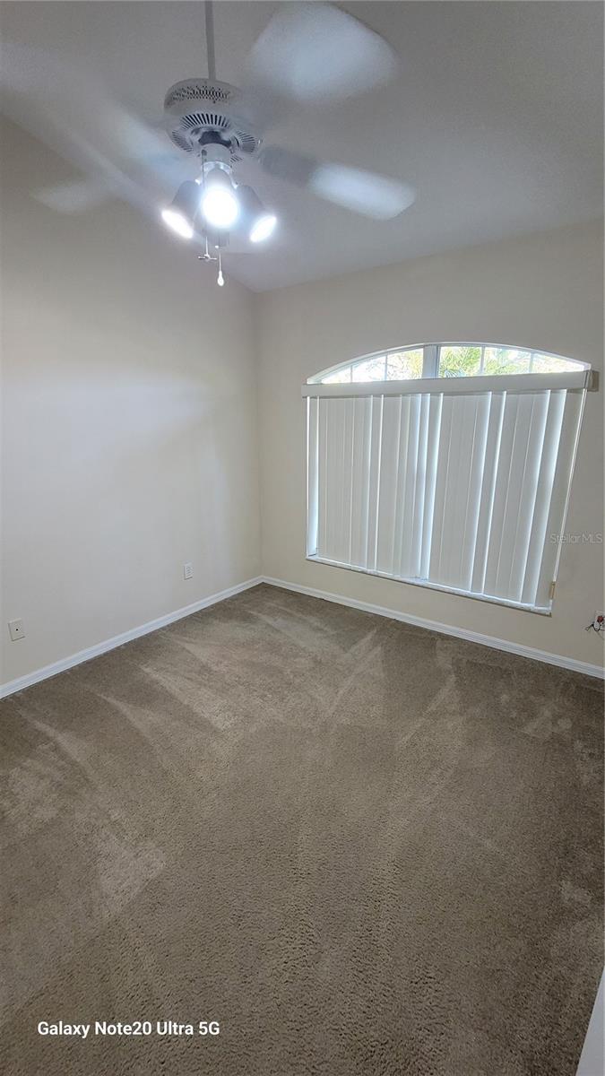 Image 12 of 21 For 11028 Versailles Boulevard