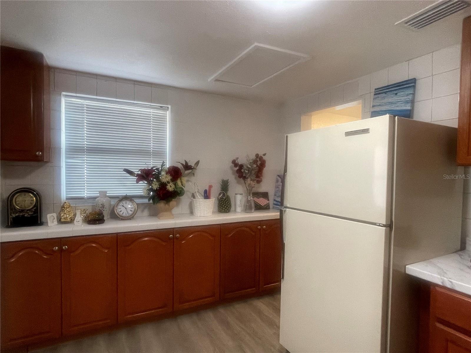 Image 11 of 50 For 3950 45th Avenue N