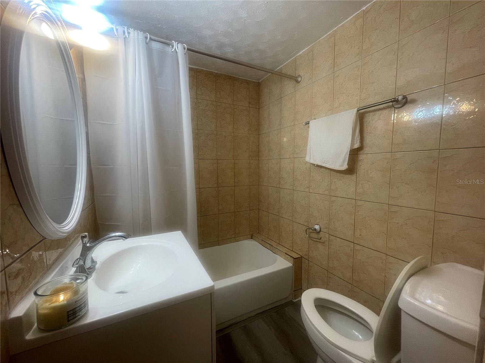 Image 20 of 50 For 3950 45th Avenue N