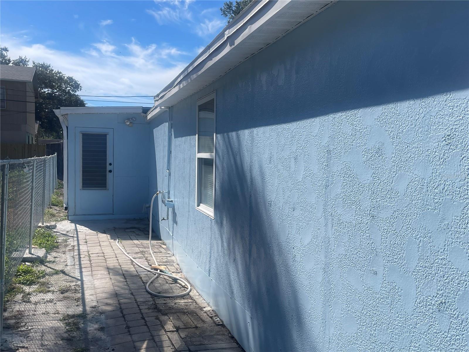 Image 48 of 50 For 3950 45th Avenue N