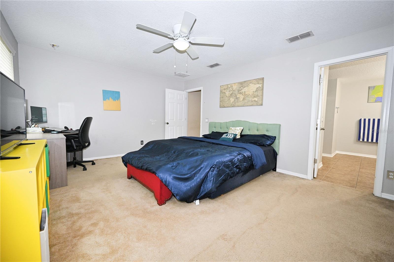 Image 20 of 45 For 12562 Streamdale Drive