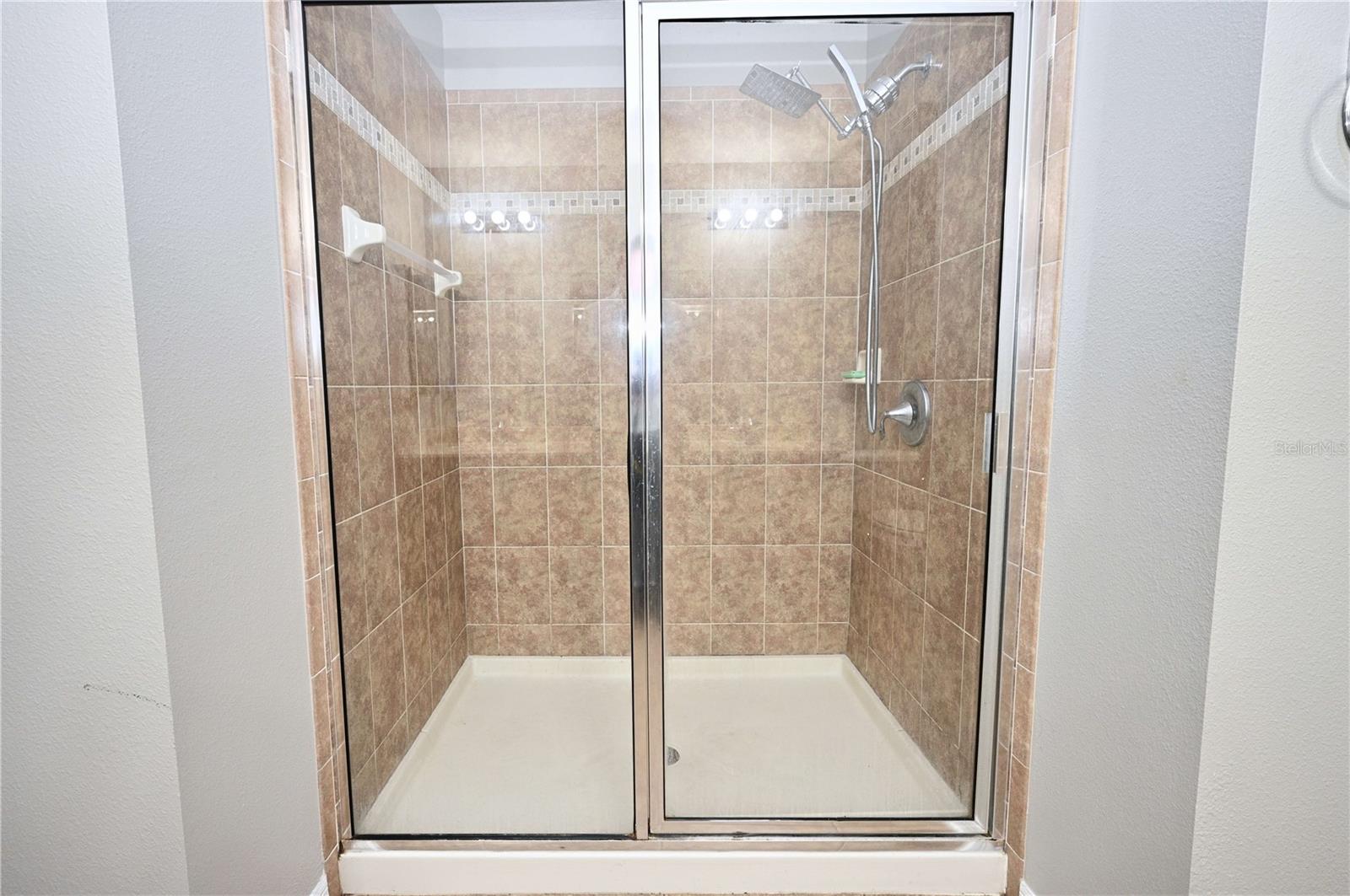 Image 24 of 45 For 12562 Streamdale Drive