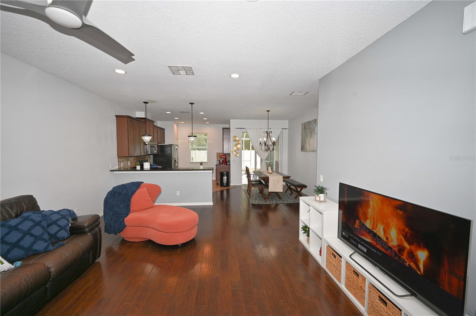 Image 4 of 45 For 12562 Streamdale Drive