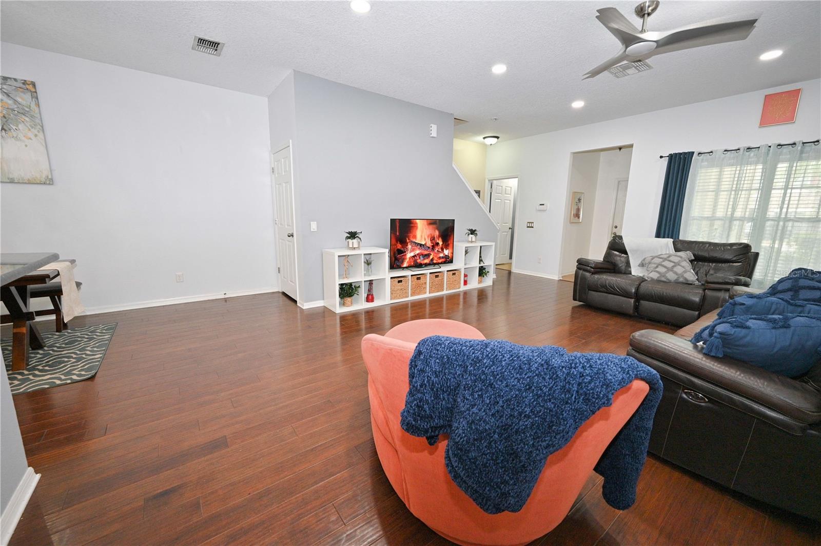 Image 8 of 45 For 12562 Streamdale Drive