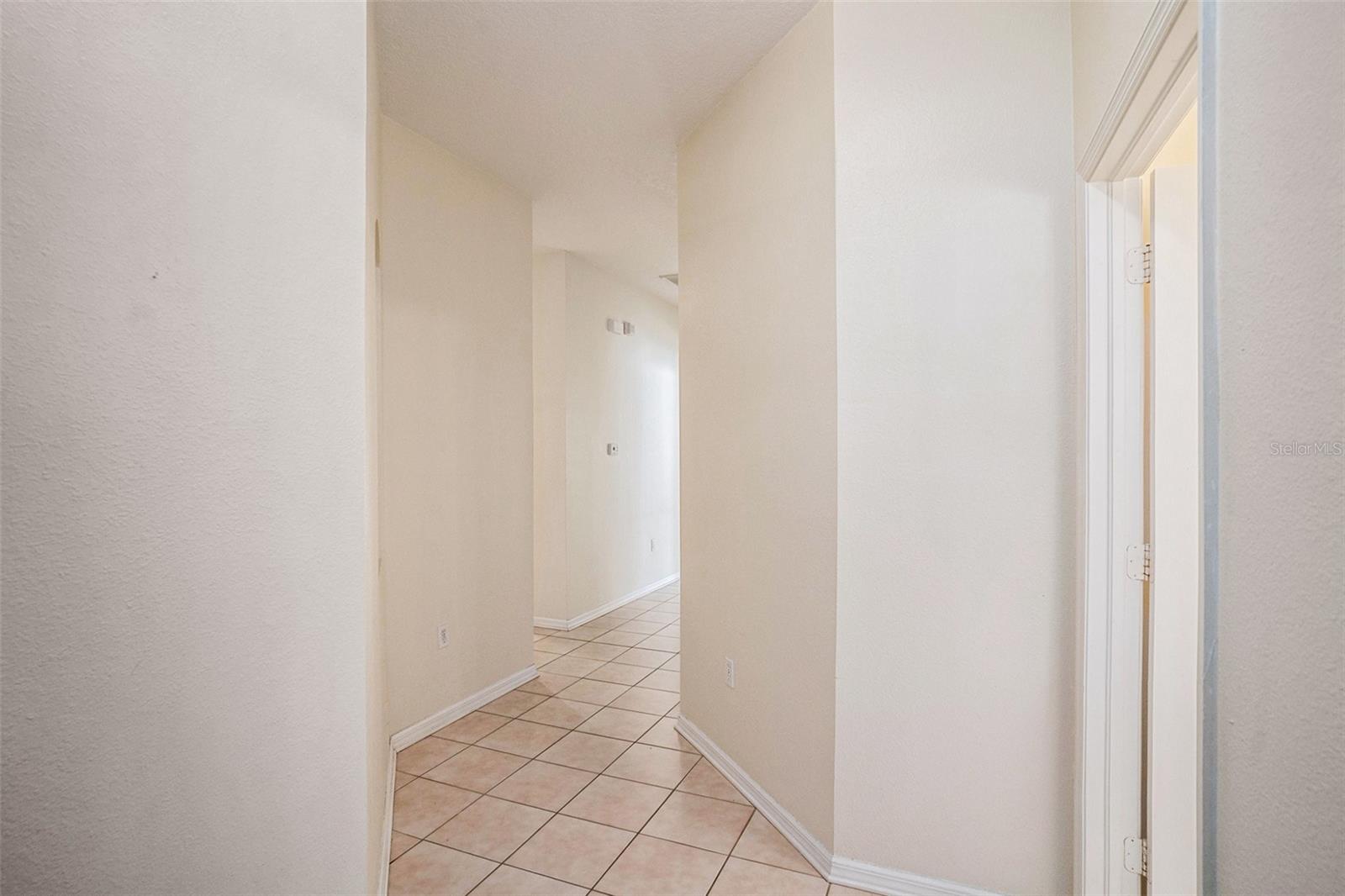 Image 10 of 27 For 1837 Ravenridge Street