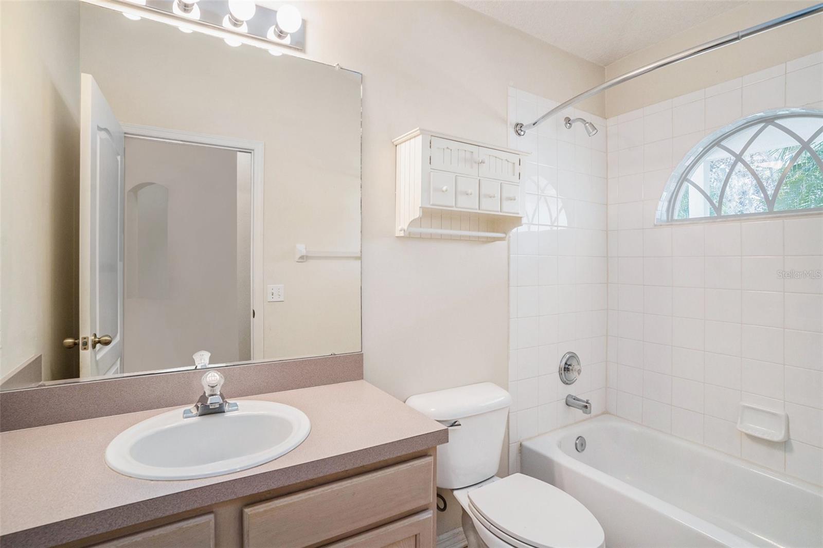 Image 13 of 27 For 1837 Ravenridge Street