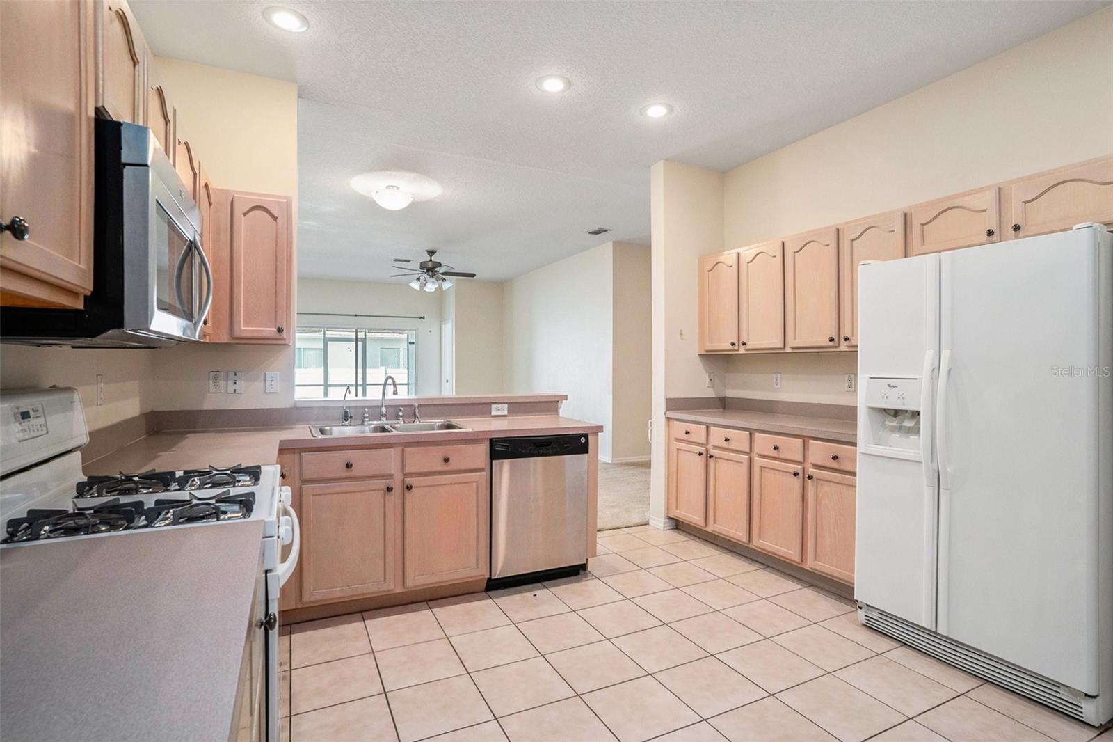 Image 8 of 27 For 1837 Ravenridge Street